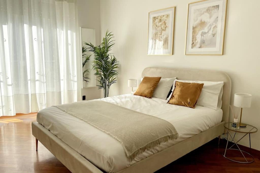 Appartamento Amazing Flat With Terrace Milano Esterno foto