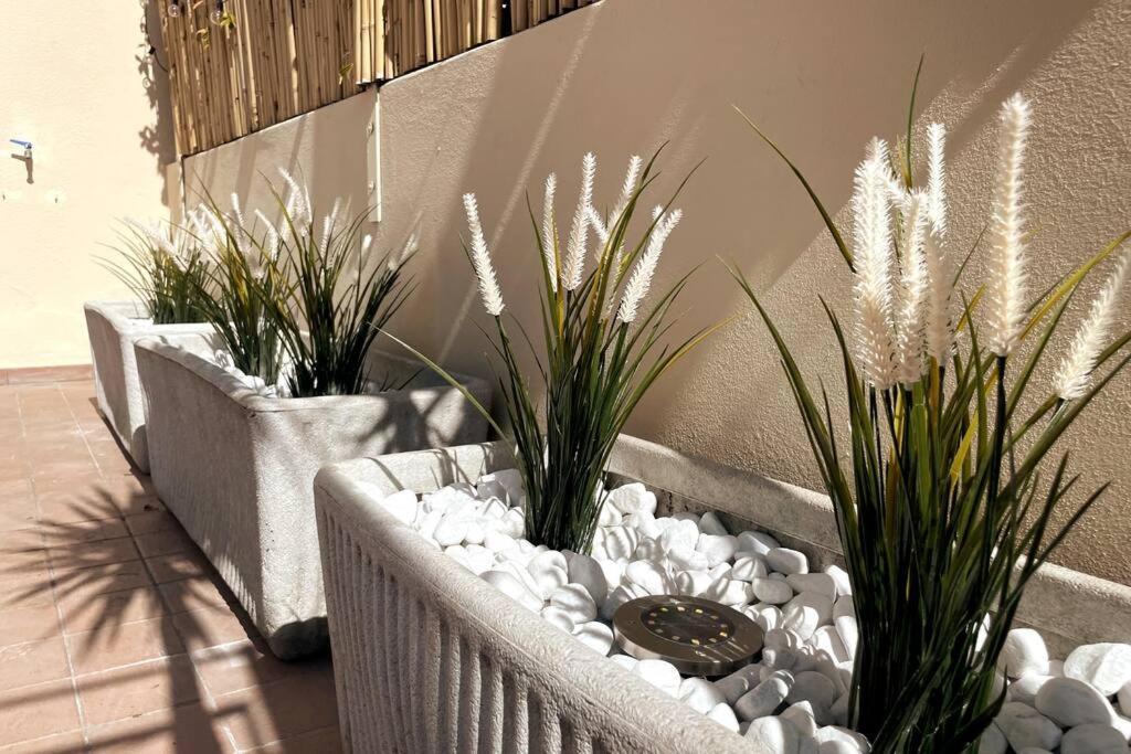 Appartamento Amazing Flat With Terrace Milano Esterno foto